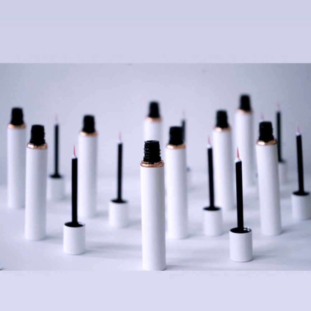 Wholesale eyelash adhesive (9 clear  Lash glue)